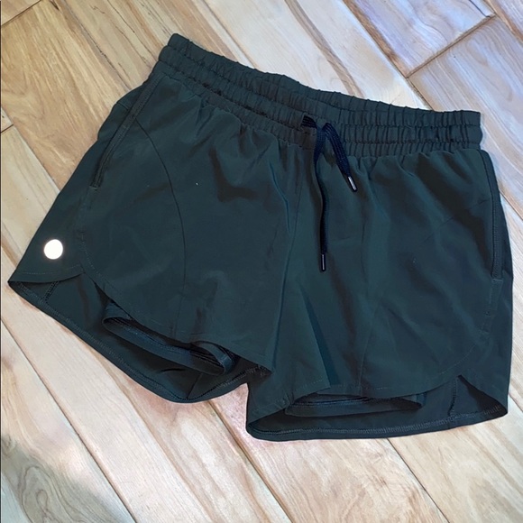 Avia Shorts - Picture 2 of 4